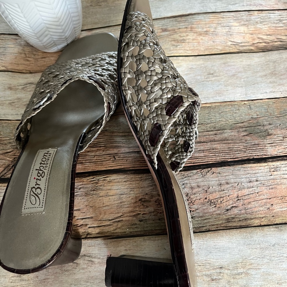 Brighton Tifany Platinum Slip On Heeled Slides Size 7.5M - Picture 7 of 16